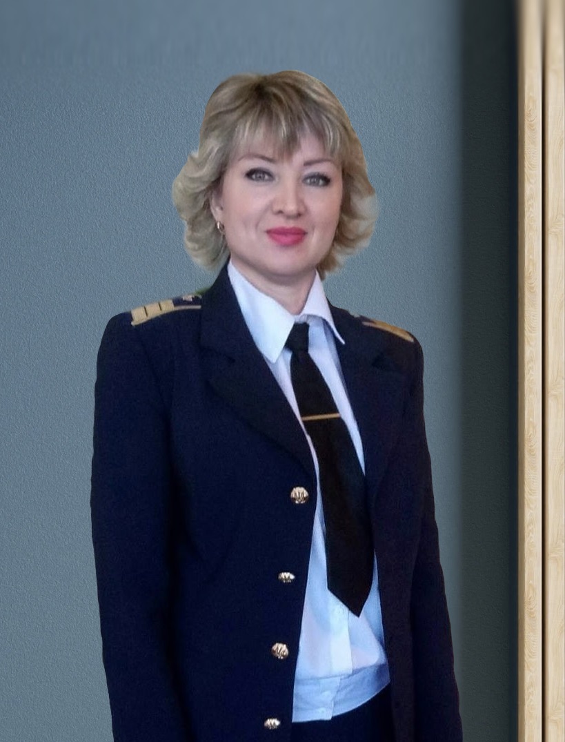 preview image for Сьогодні свій день народження святкує берегиня книжкового фонду нашого коледжу — Олена Шевченко!