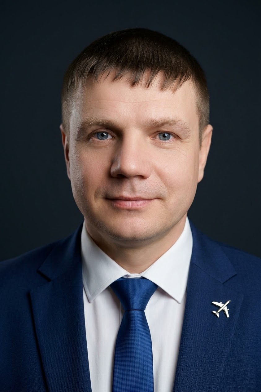 Від імені педагогічного колективу щиро вітаємо з днем народження викладача Андрія Петренко!